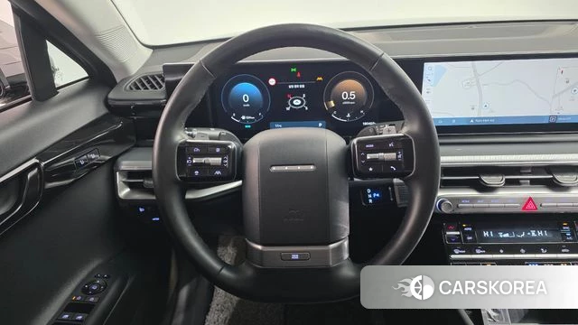 Hyundai Grandeur (GN7) 2023 Серебристо-серый из Кореи, фото 5