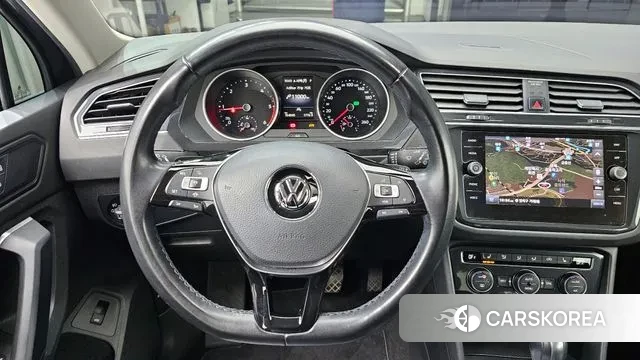 Volkswagen Tiguan second Generation 2020 Серый из Кореи, фото 5
