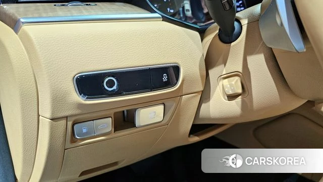 Kia The New K9 2nd generation 2021 Коричневый из Кореи, фото 5