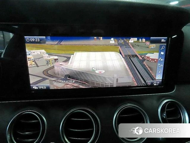 Mercedes-Benz E-Class W213 2018 Белый из Кореи, фото 5