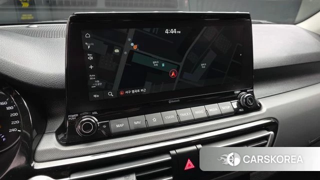 Kia Seltos 2022 Белый из Кореи, фото 5