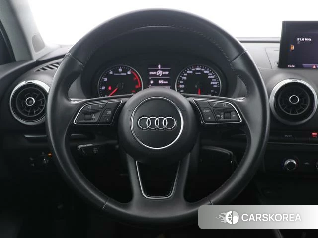 Audi A3 2021 Белый из Китая, фото 5