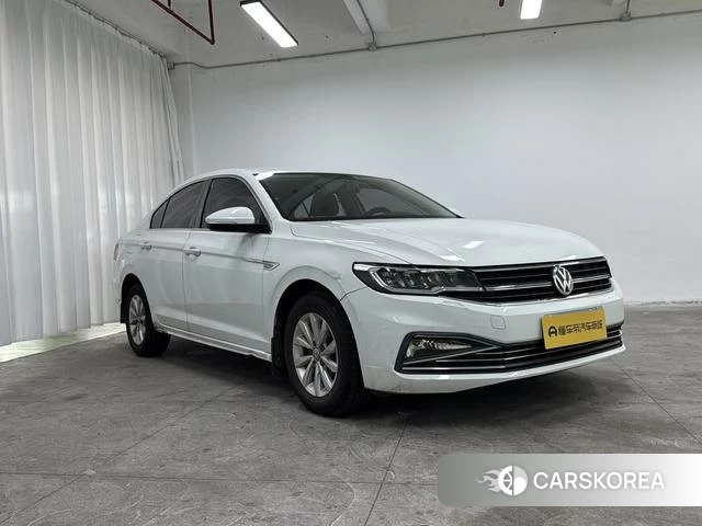 Volkswagen Bora 2021 Белый из Китая, фото 5