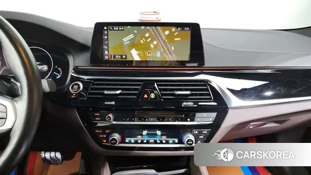 BMW 5 Series (G30) 2019 Черный из Кореи, фото 5