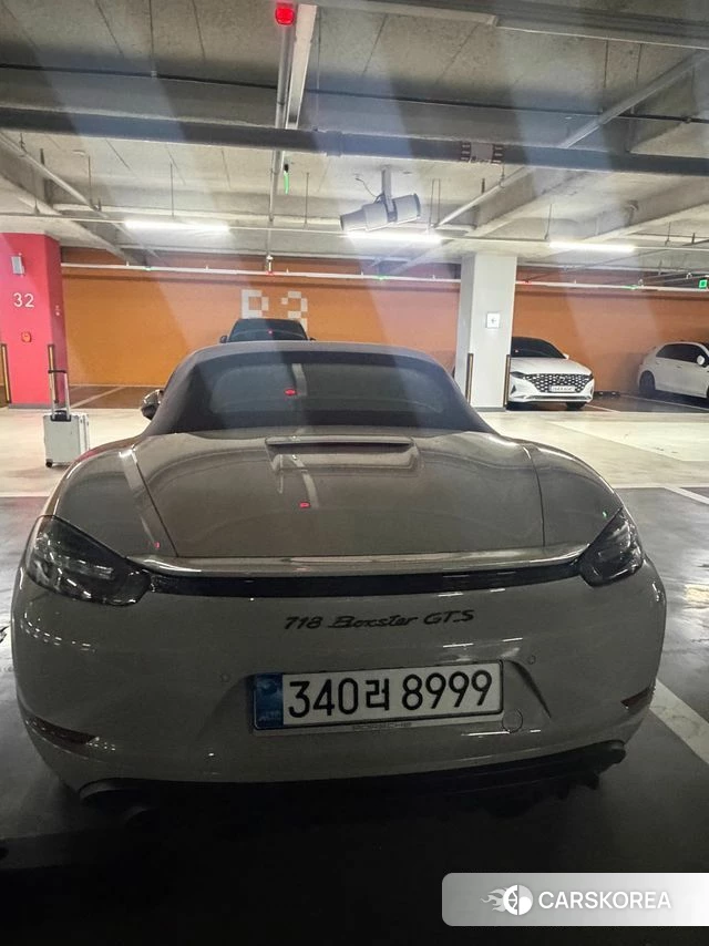 Porsche 718 Boxster 2022 Серебристо-серый из Кореи, фото 5