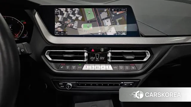 BMW 1 Series (F40) 2024 Белый из Кореи, фото 5