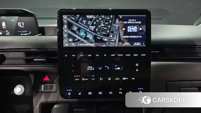 Hyundai Staria 2023 Белый из Кореи, фото 5