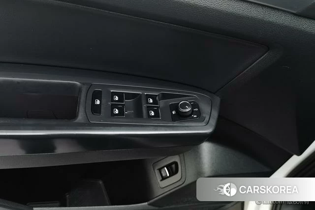 Volkswagen Tourang 2021 Белый из Китая, фото 5