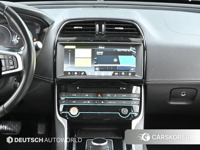 Jaguar XE 2018 Черный из Кореи, фото 5