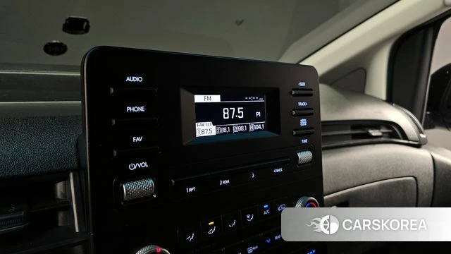 Hyundai Staria 2023 Черный из Кореи, фото 5