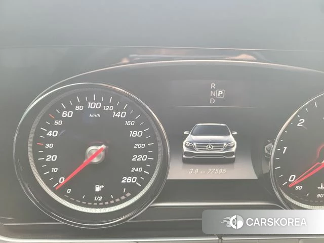Mercedes-Benz E-Class W213 2019 Черный из Кореи, фото 5