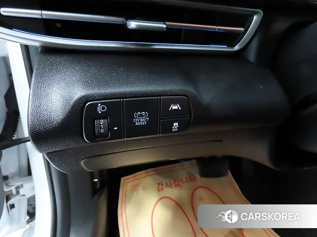 Hyundai Avante Hybrid (CN7) 2021 Белый из Кореи, фото 5