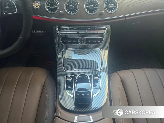 Mercedes-Benz E-Class W213 2018 Серебряный из Кореи, фото 5
