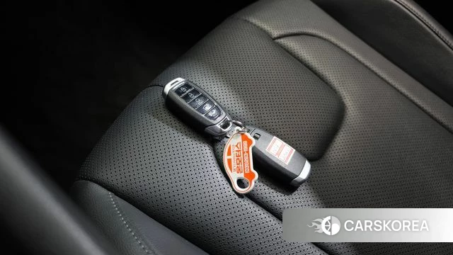 Hyundai Avante (CN7) 2021 Серебристо-серый из Кореи, фото 5