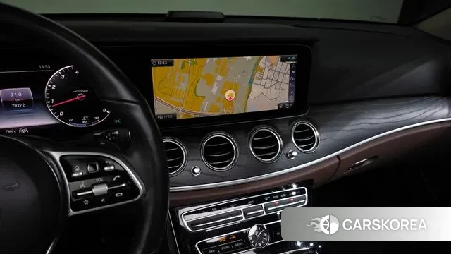 Mercedes-Benz E-Class W213 2019 Белый из Кореи, фото 5