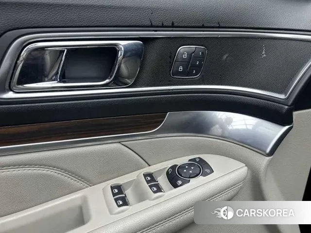 Ford Explorer 2018 Фиолетовый из Кореи, фото 5