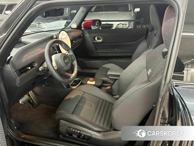 Mini Cooper S 4th Generation 2025 Черный из Кореи, фото 5