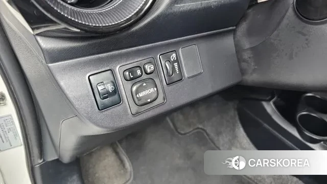 Toyota Prius C 2018 Белый из Кореи, фото 5