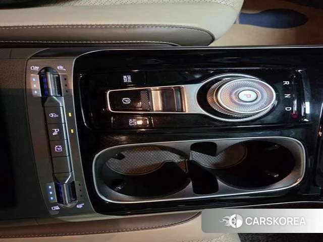 Kia The New Carnival 4th Generation 2023 Белый из Кореи, фото 5