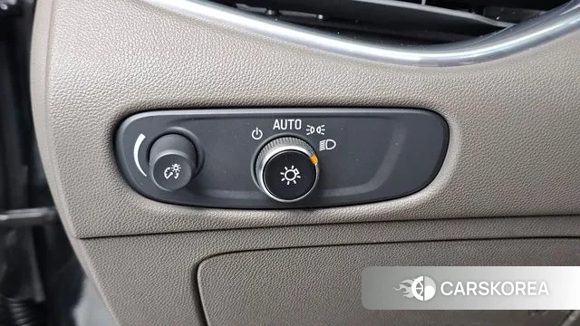 Chevrolet (GM Daewoo) All New Malibu 2018 Черный из Кореи, фото 5