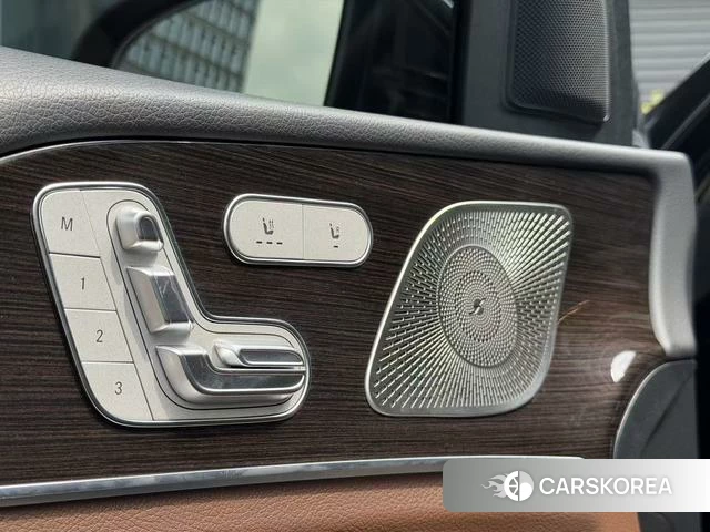 Mercedes-Benz GLE (import) 2024 Черный из Китая, фото 5