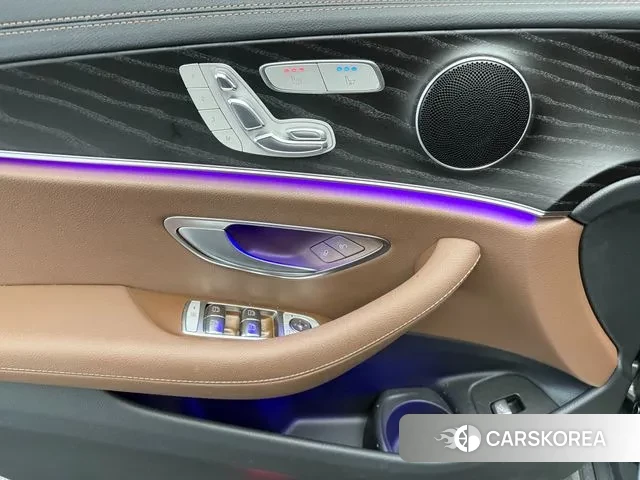 Mercedes-Benz E-Class W213 2023 Серый из Кореи, фото 5