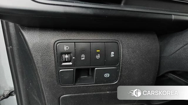 Hyundai Staria 2021 Серебристо-серый из Кореи, фото 5