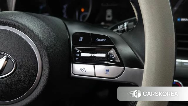 Hyundai Avante Hybrid (CN7) 2022 Белый из Кореи, фото 5