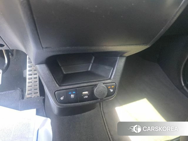 Kia The New Kia Ray 2023 Белый из Кореи, фото 5