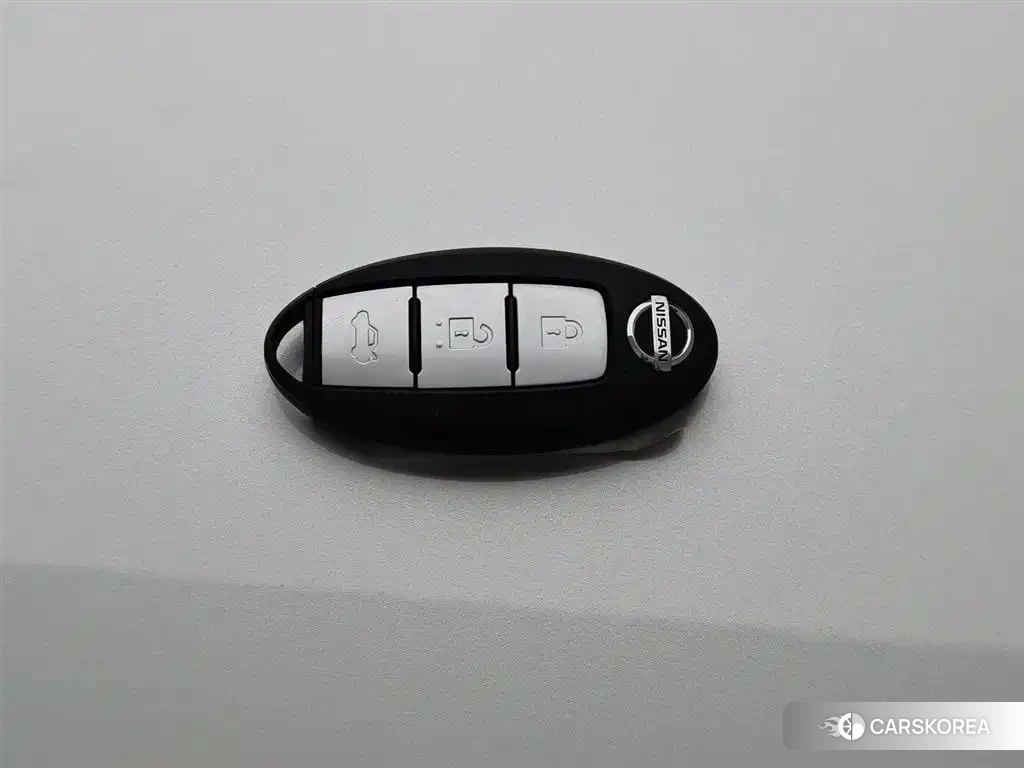 Nissan Altima 2022 Silver/gray из Китая, фото 5