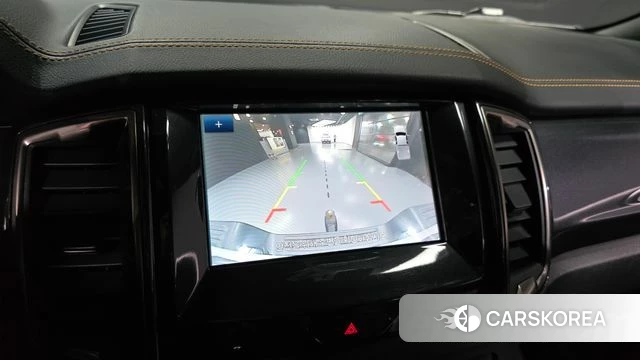 Ford Ranger 3rd Generation 2022 Белый из Кореи, фото 5