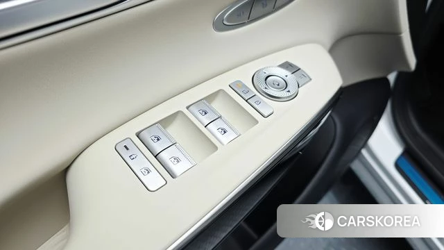 Genesis GV70 2026 Белый из Кореи, фото 5