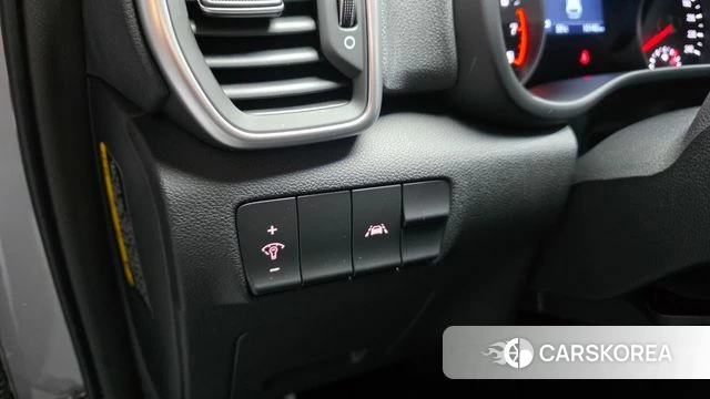 Kia Sportage The Bold 2020 Серебристо-серый из Кореи, фото 5