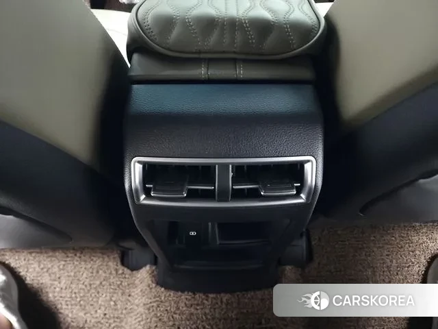 Ssangyong Torres 2022 Темно-зеленый из Кореи, фото 5