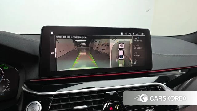 BMW 5 Series (G30) 2022 Белый из Кореи, фото 5