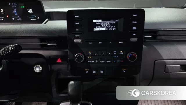 Hyundai Staria 2023 Желтый из Кореи, фото 5