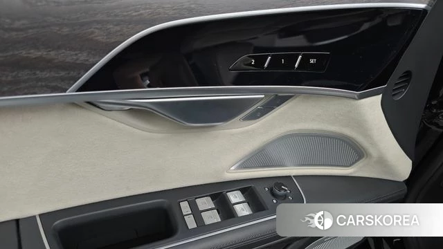 Audi A8 (D5) 2023 Черный из Кореи, фото 5