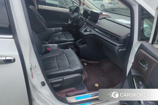 Honda Odyssey 2023 Белый из Китая, фото 5