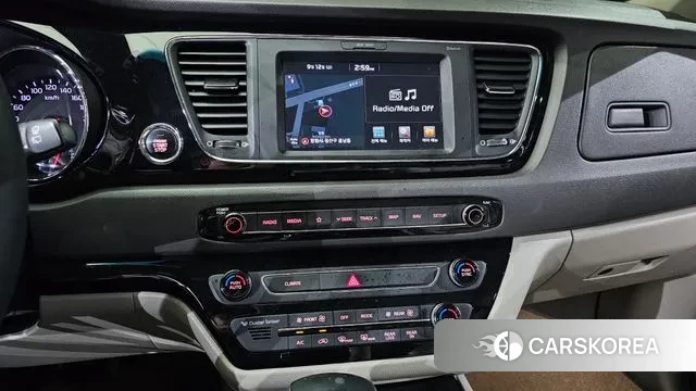 Kia All New Carnival 2018 Белый из Кореи, фото 5