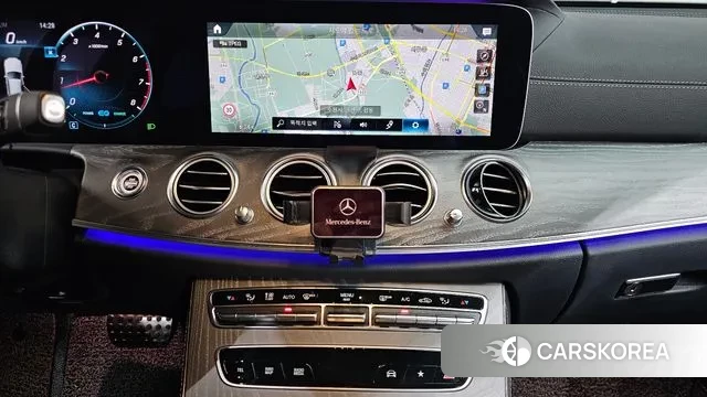 Mercedes-Benz E-Class W213 2020 Белый из Кореи, фото 5