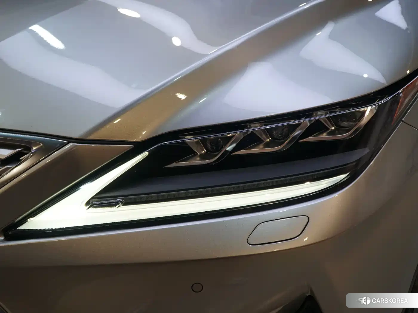 Lexus RX 2022 Silver/gray из Китая, фото 5