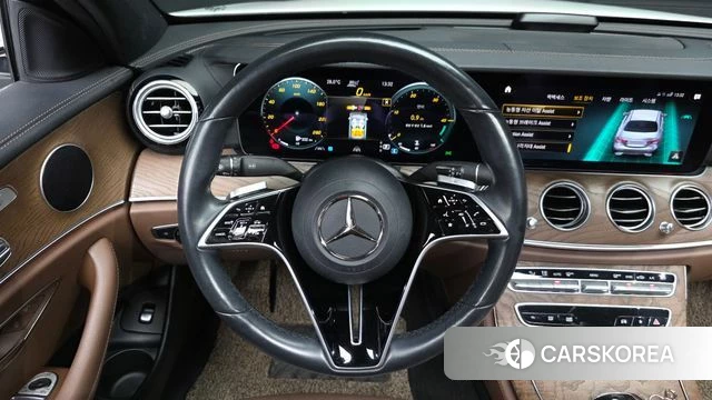 Mercedes-Benz E-Class W213 2021 Белый из Кореи, фото 5