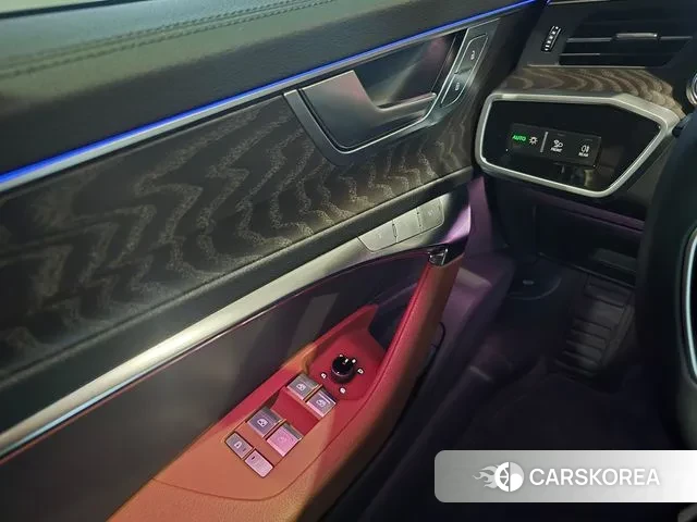 Audi A6 (C8) 2023 Черный из Кореи, фото 5