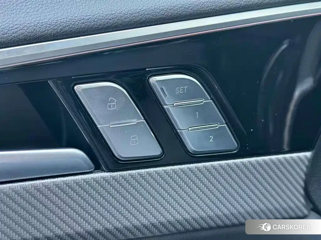 Audi A4L 2024 Silver/gray из Китая, фото 5