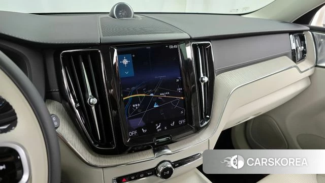 Volvo XC60 second Generation 2021 Белый из Кореи, фото 5