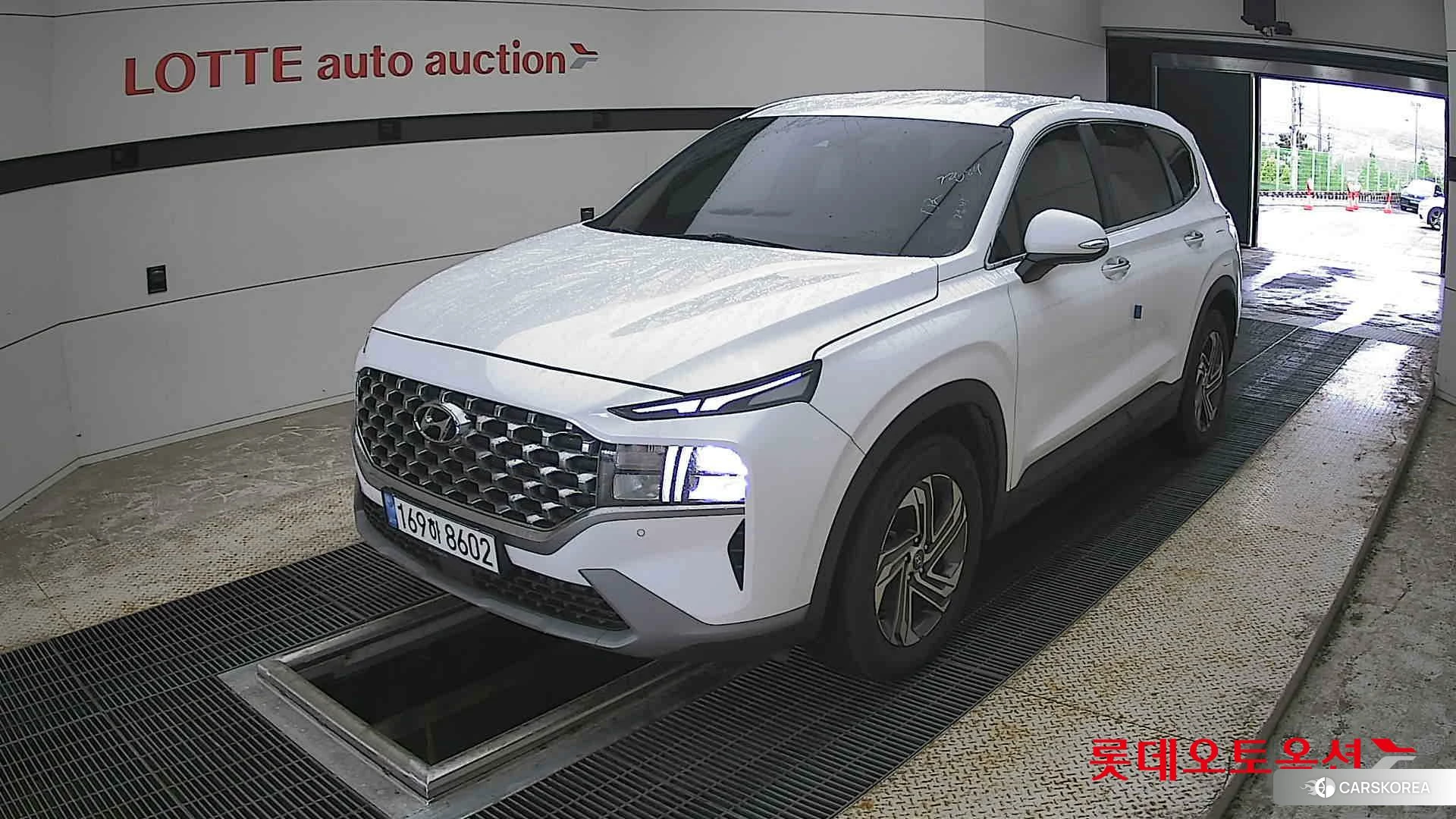Hyundai Santa Fe 2022 Creamy White Pearl (optional) из Кореи, фото 5