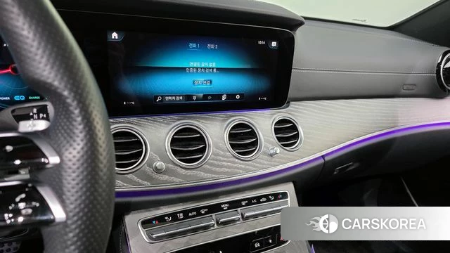 Mercedes-Benz E-Class W213 2022 Белый из Кореи, фото 5