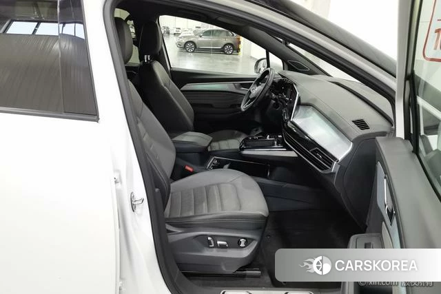 Volkswagen Lanjing 2021 Белый из Китая, фото 5