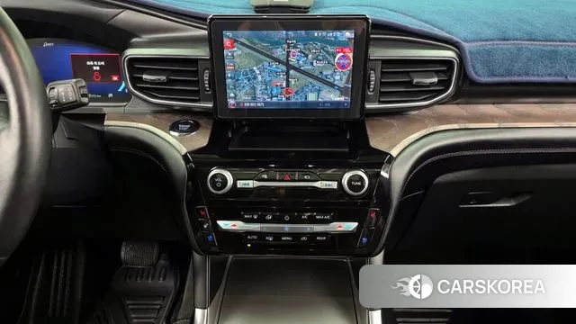 Ford Explorer 6th Generation 2022 Белый из Кореи, фото 5