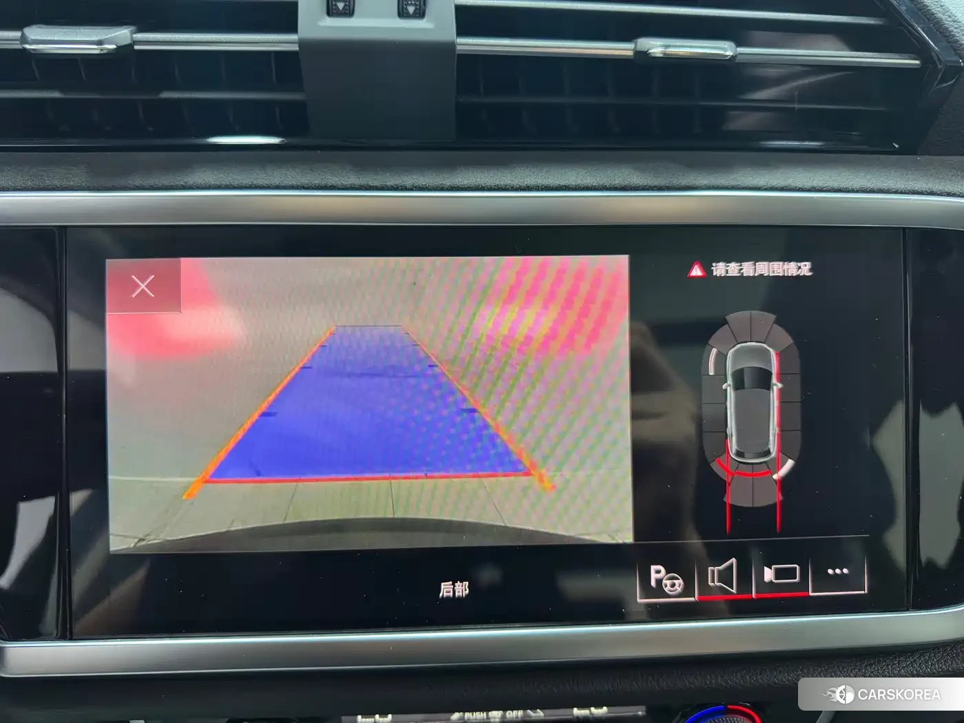 Audi Q3 2022 Silver/gray из Китая, фото 5